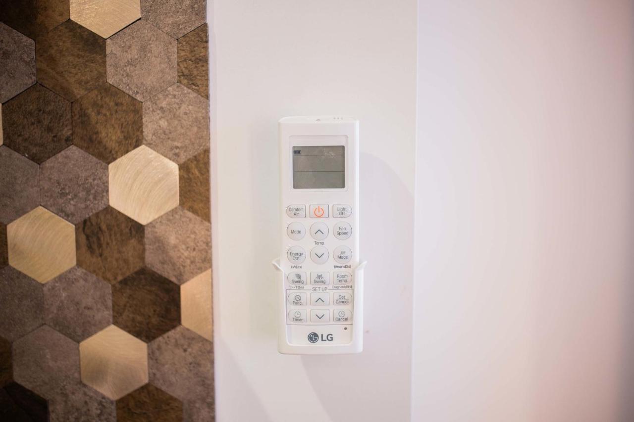 Luxurious 35M2 Designer Studio - R51A Eindhoven Buitenkant foto